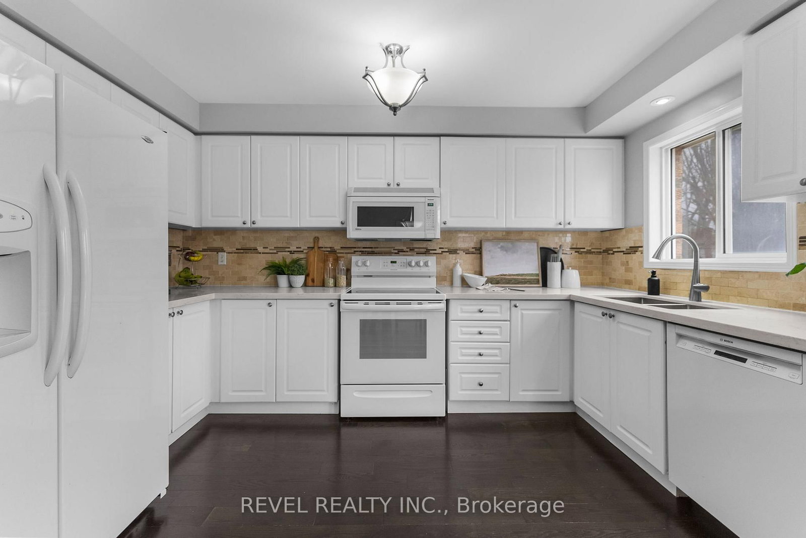 Detached House for sale at 1211 Monica Cook Place, Pickering, Ontario, L1W 4A4 - Bay Ridges - MLS: E12989802