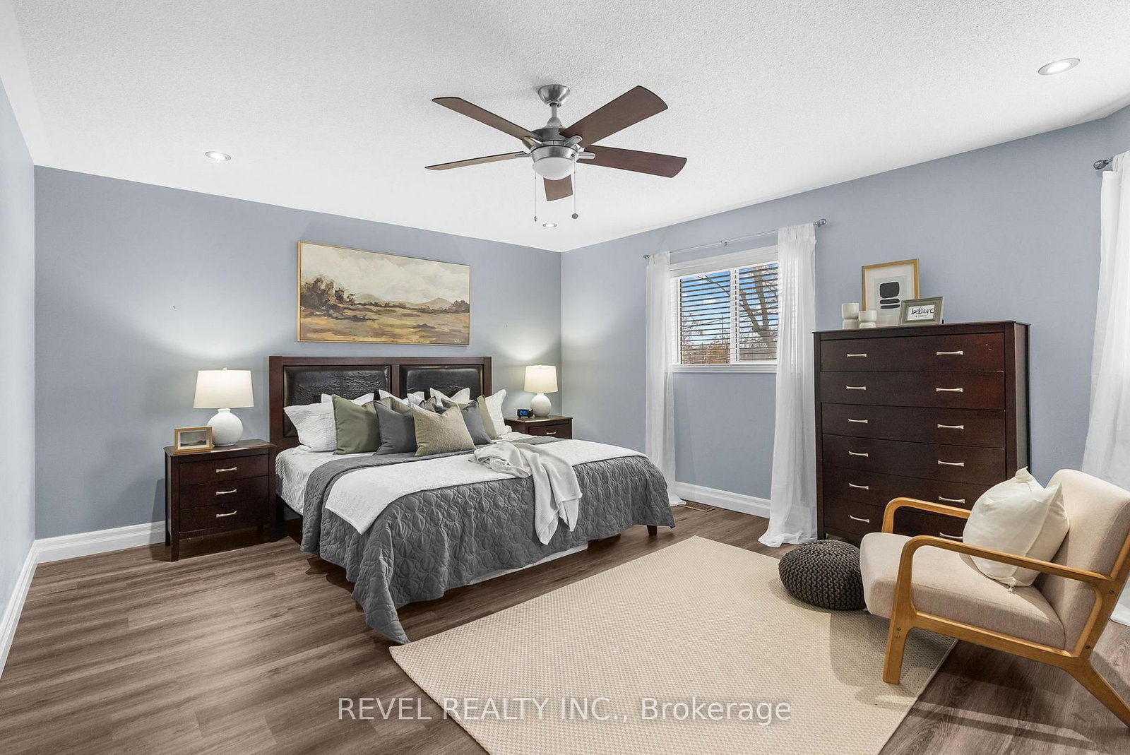 Detached House for sale at 1211 Monica Cook Place, Pickering, Ontario, L1W 4A4 - Bay Ridges - MLS: E12989802