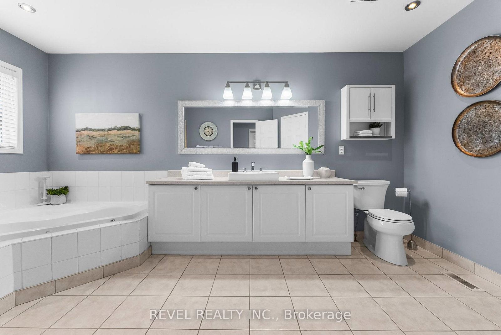 Detached House for sale at 1211 Monica Cook Place, Pickering, Ontario, L1W 4A4 - Bay Ridges - MLS: E12989802