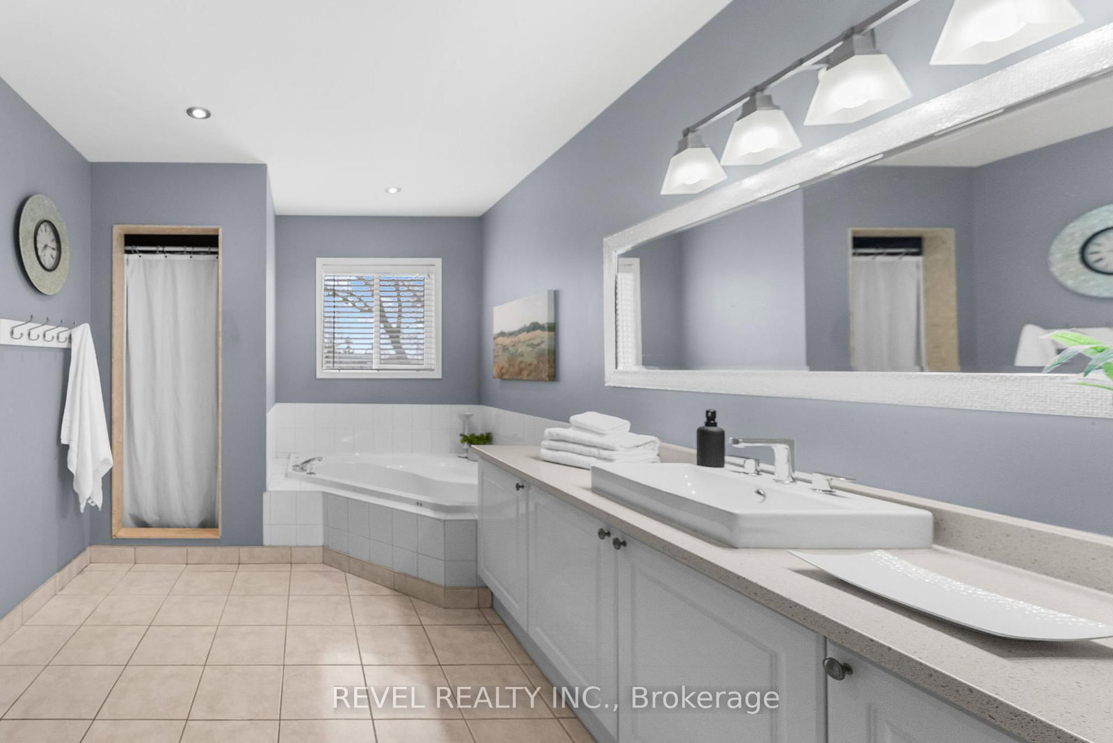 Detached House for sale at 1211 Monica Cook Place, Pickering, Ontario, L1W 4A4 - Bay Ridges - MLS: E12989802