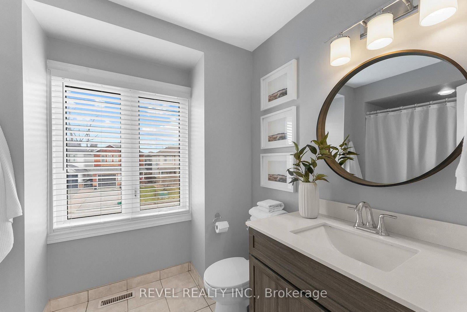 Detached House for sale at 1211 Monica Cook Place, Pickering, Ontario, L1W 4A4 - Bay Ridges - MLS: E12989802