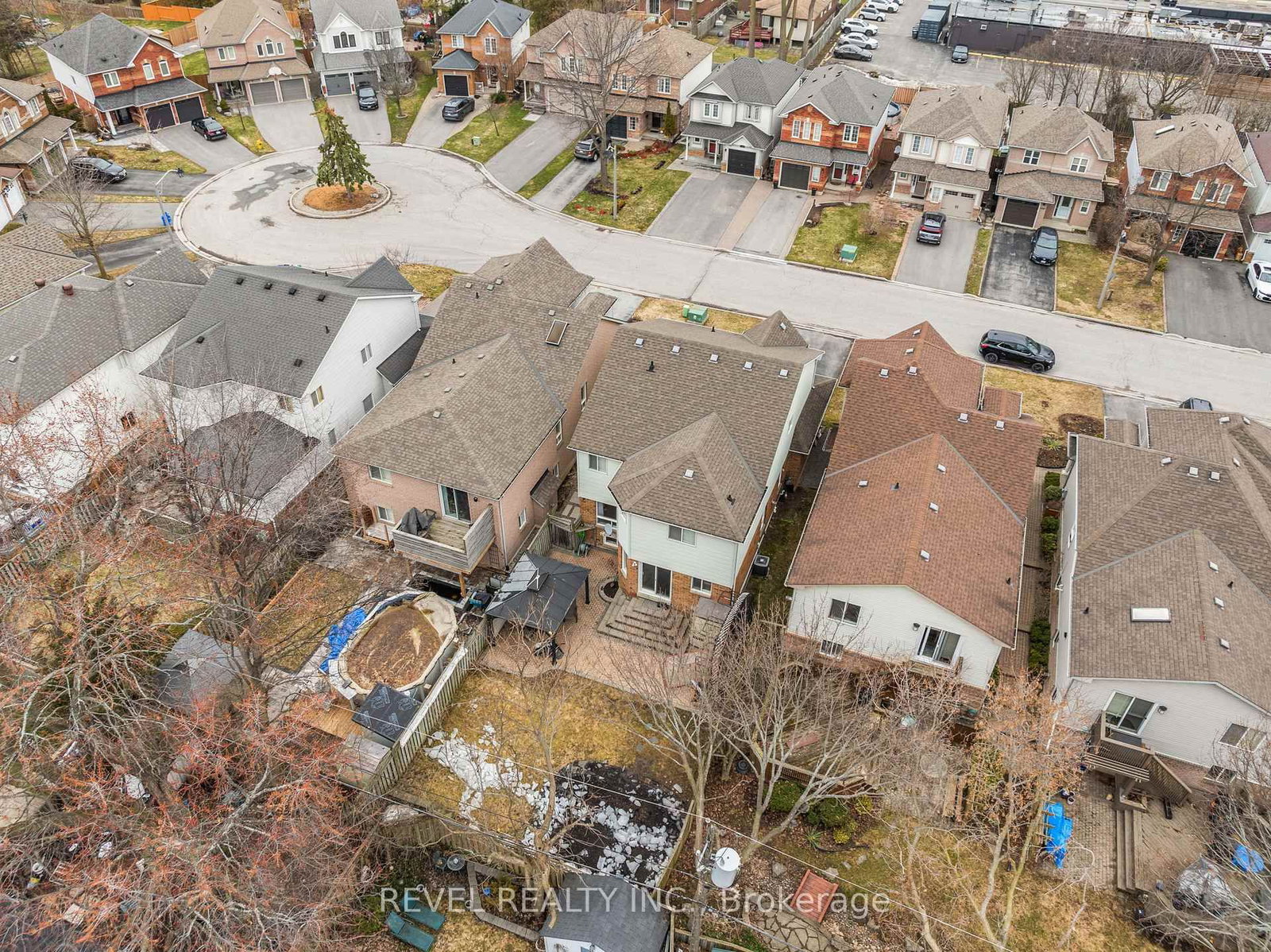 Detached House for sale at 1211 Monica Cook Place, Pickering, Ontario, L1W 4A4 - Bay Ridges - MLS: E12989802