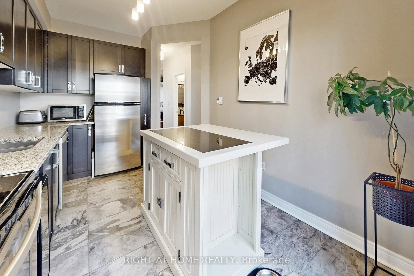 33 Brockville Street - Photo 13