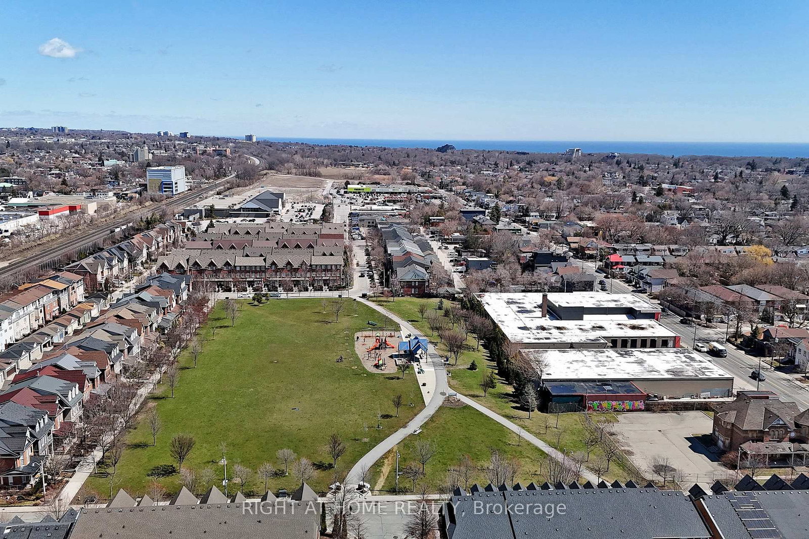 33 Brockville Street - Photo 38