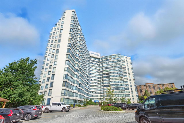 #802 - 3050 Ellesmere Road