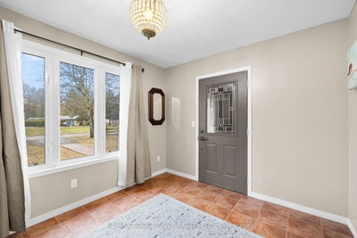 Unit 14 — 10126 Longsault Road — photo 4