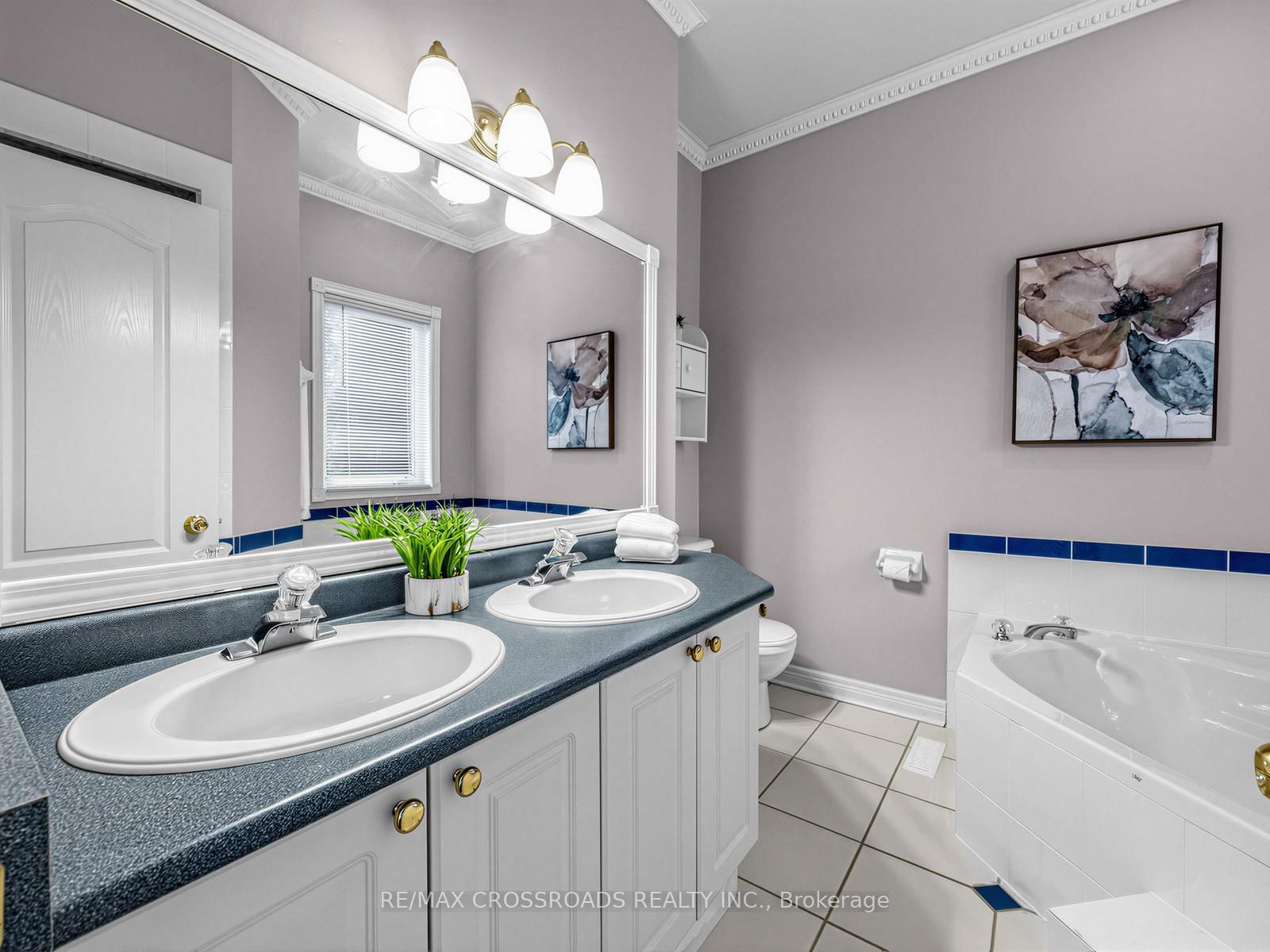 484 Poplar Avenue - Photo 12