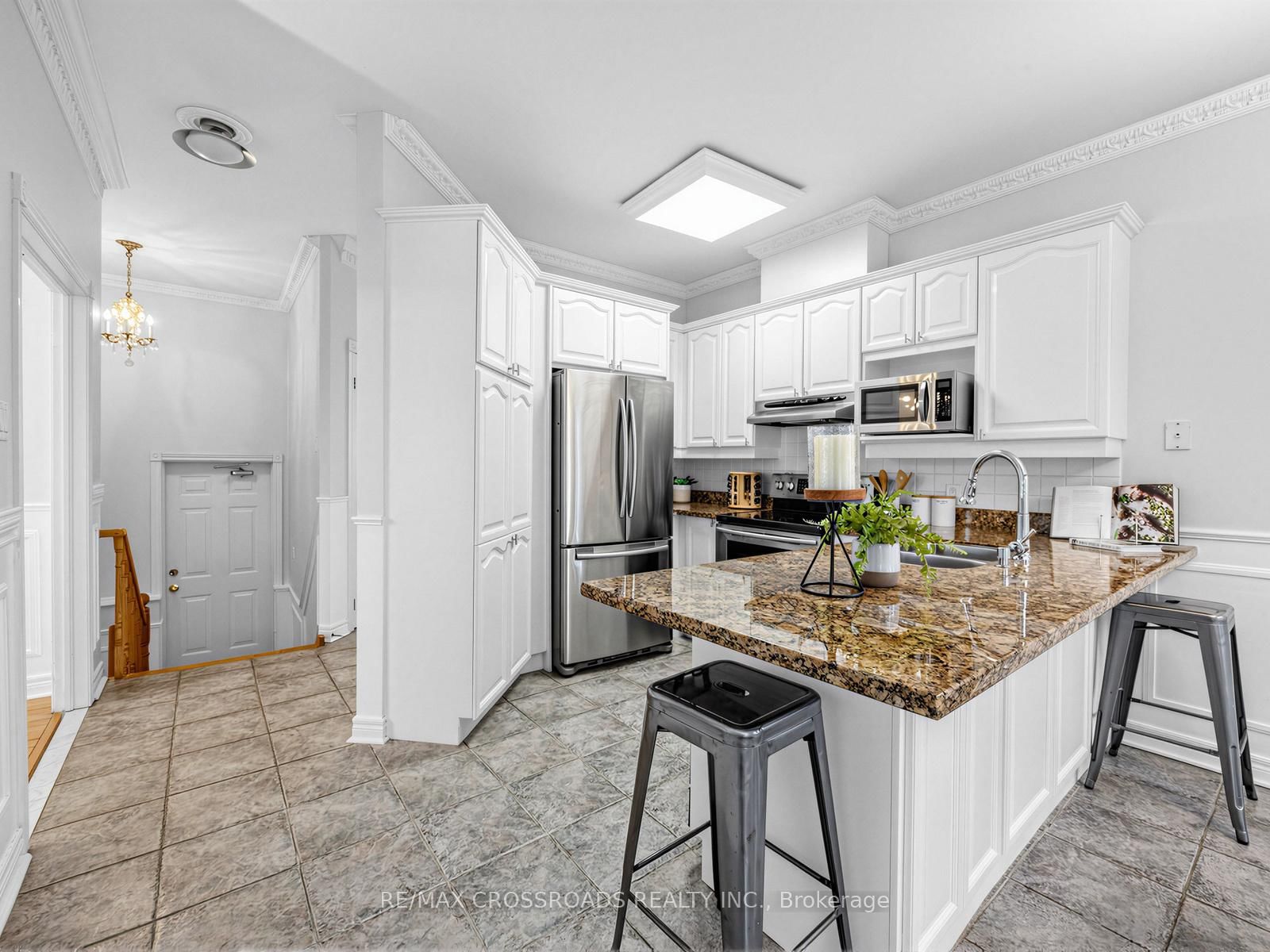 484 Poplar Avenue - Photo 18