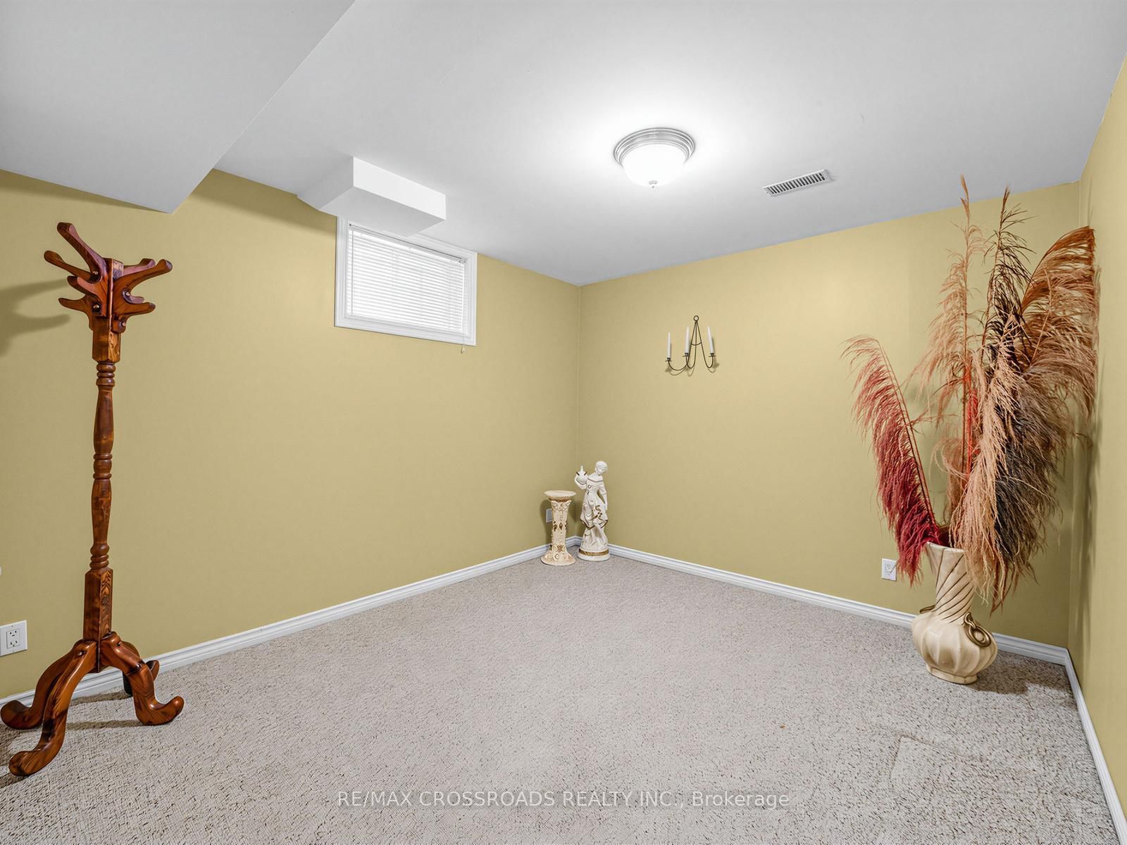 484 Poplar Avenue - Photo 26