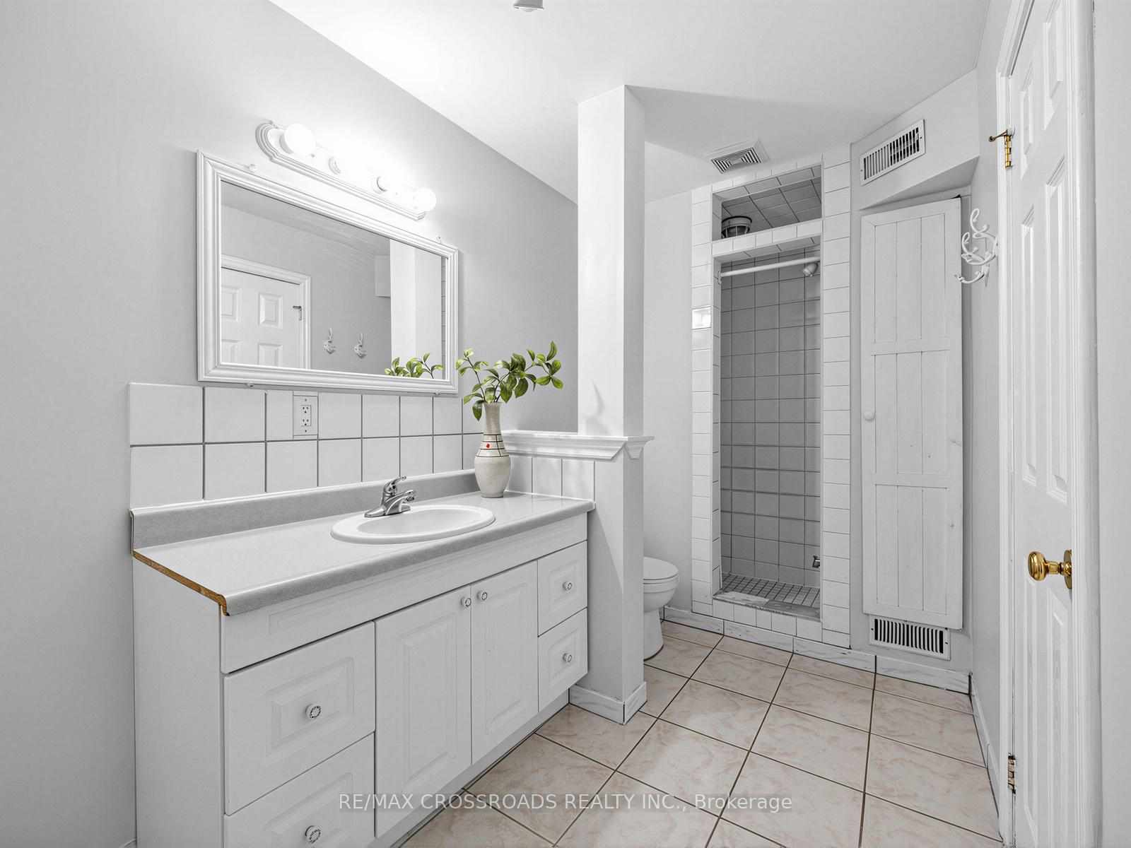 484 Poplar Avenue - Photo 28