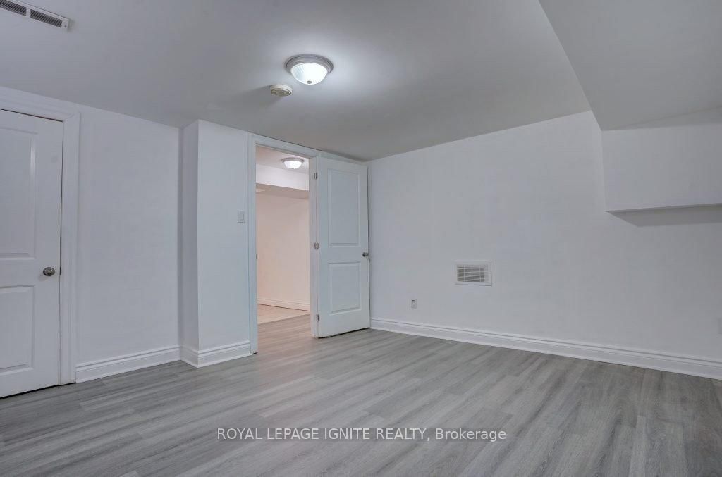 Detached House for lease at Bsmnt-53 Sundance Crescent, Toronto, Ontario, M1G 2M1 - Woburn - MLS: E12990132