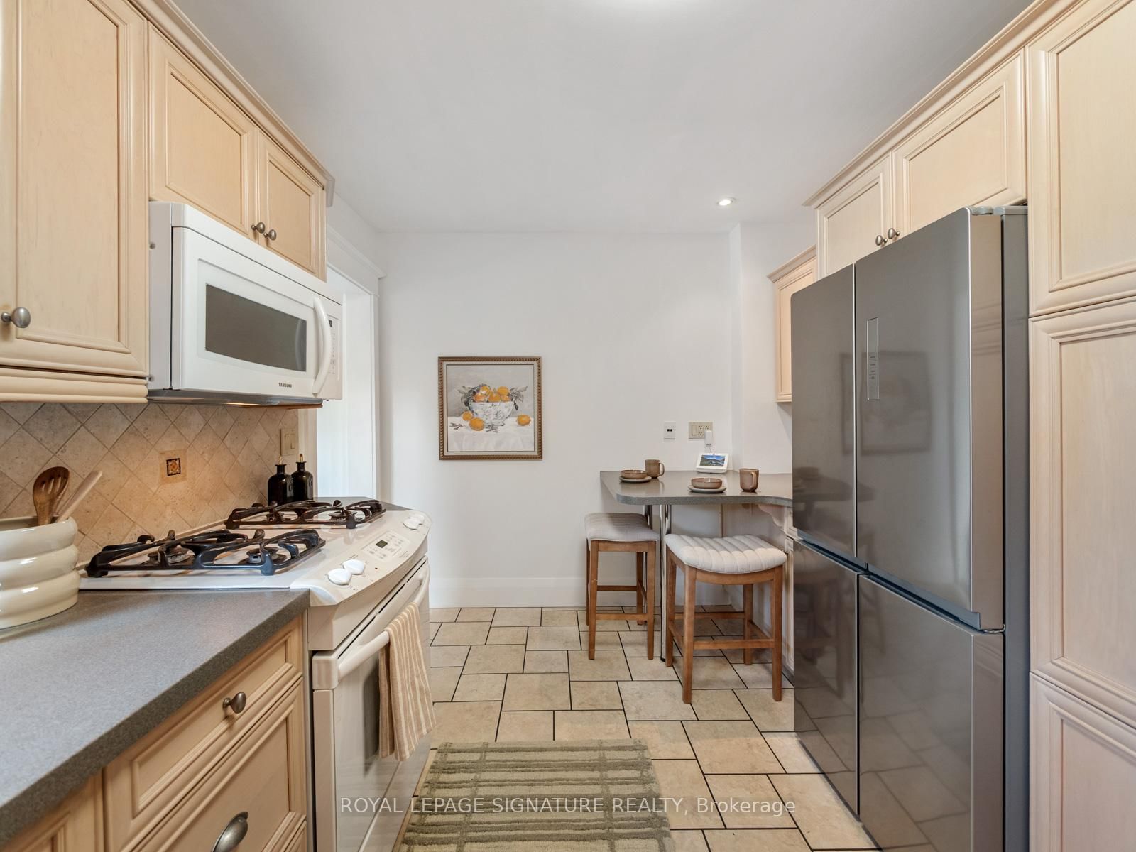 Semi-Detached House for sale at 120 Hollywood Crescent, Toronto, Ontario, M4L 2K6 - Woodbine Corridor - MLS: E12990190