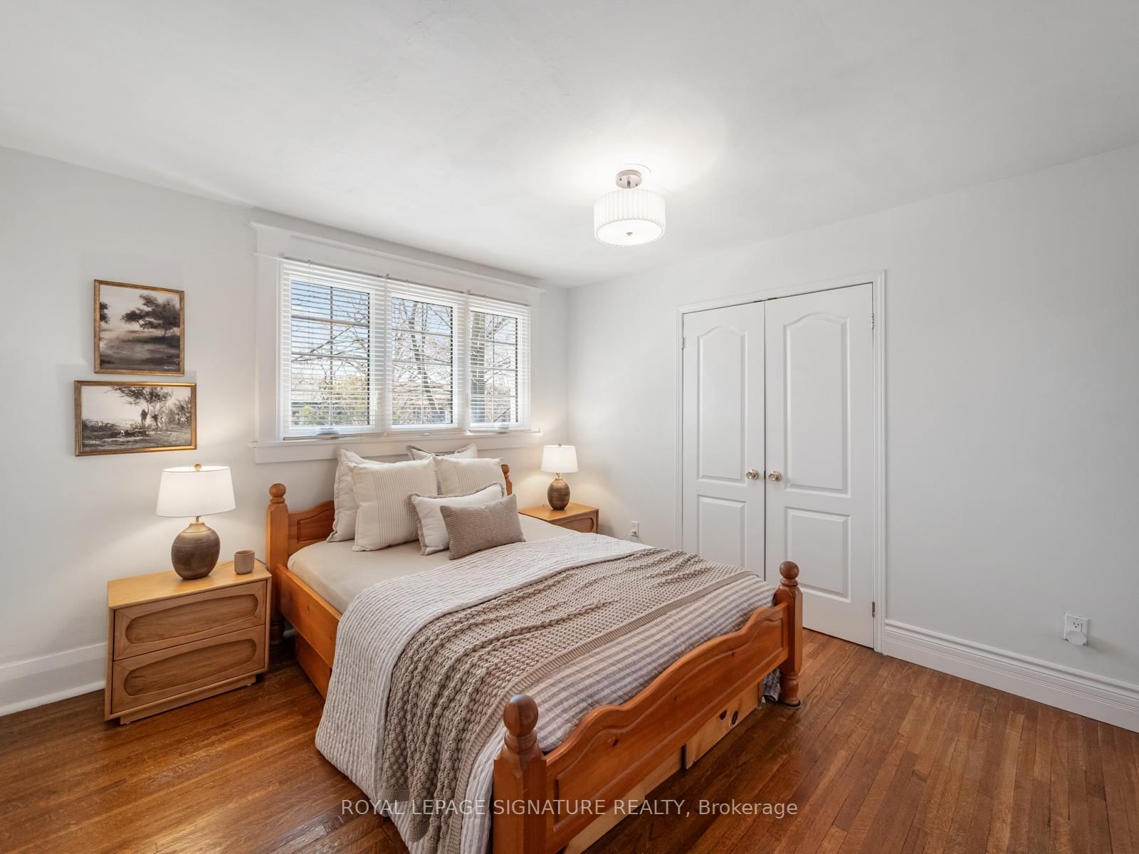 Semi-Detached House for sale at 120 Hollywood Crescent, Toronto, Ontario, M4L 2K6 - Woodbine Corridor - MLS: E12990190