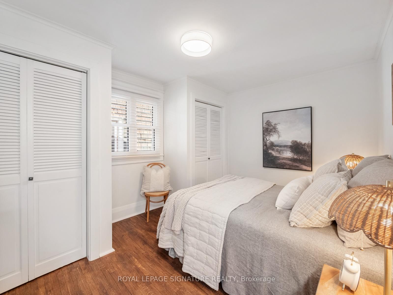 Semi-Detached House for sale at 120 Hollywood Crescent, Toronto, Ontario, M4L 2K6 - Woodbine Corridor - MLS: E12990190