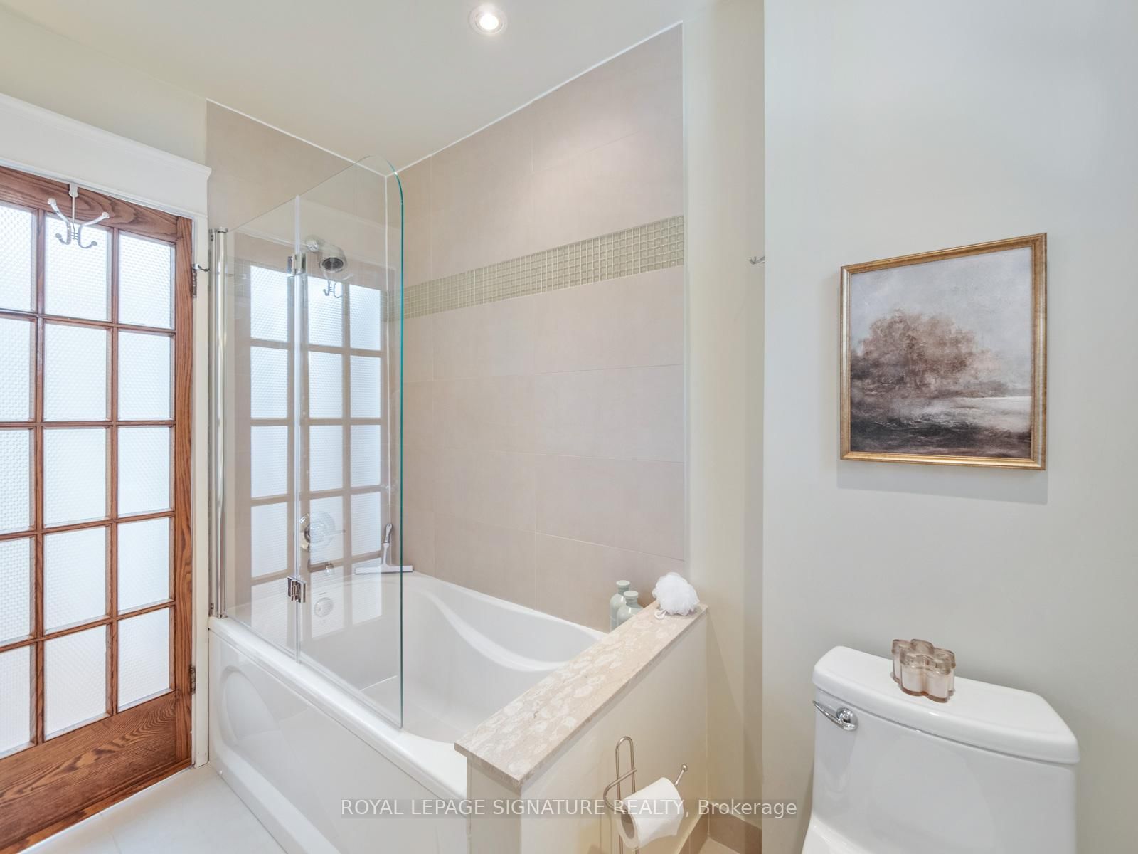 Semi-Detached House for sale at 120 Hollywood Crescent, Toronto, Ontario, M4L 2K6 - Woodbine Corridor - MLS: E12990190