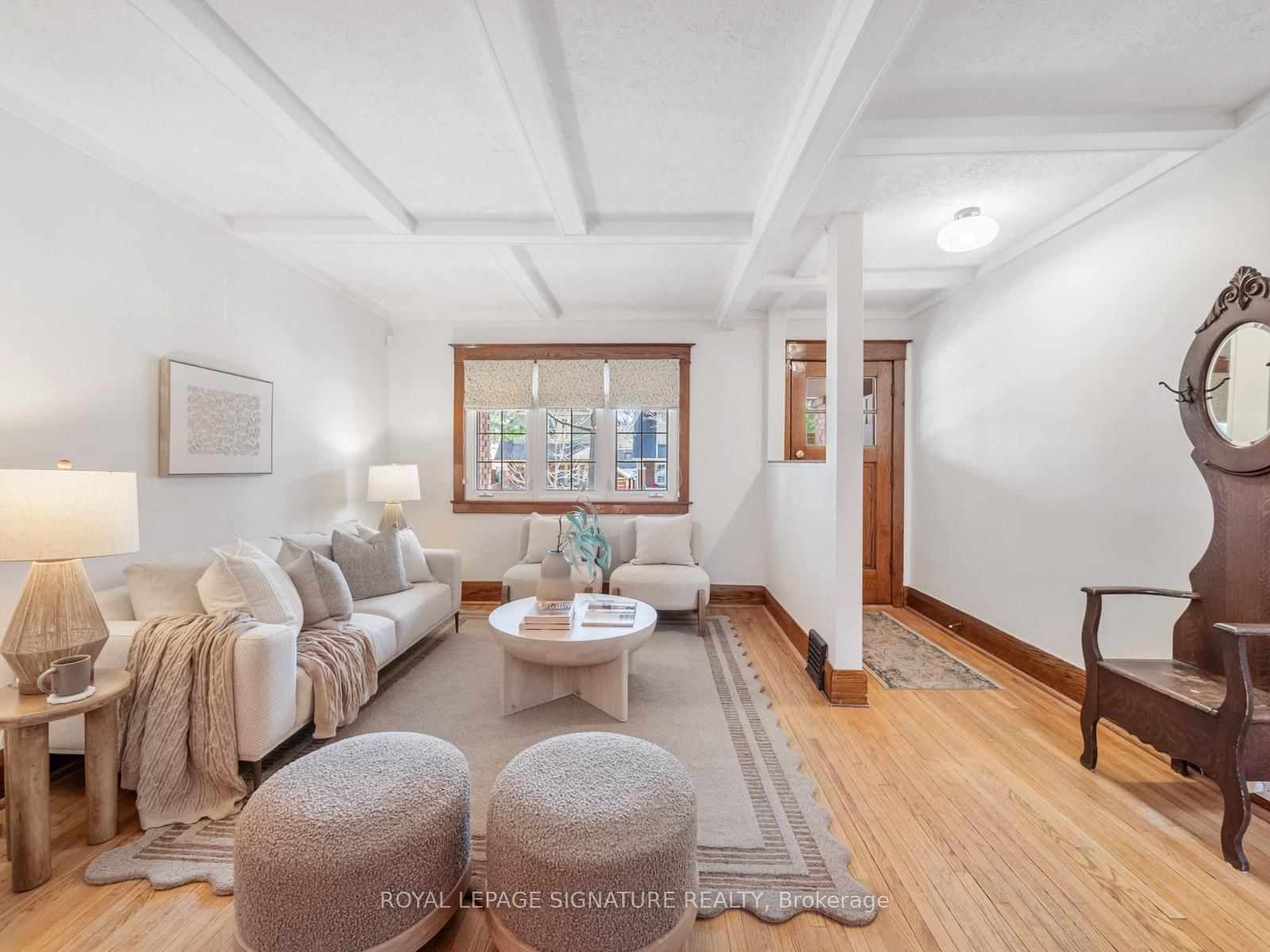 Semi-Detached House for sale at 120 Hollywood Crescent, Toronto, Ontario, M4L 2K6 - Woodbine Corridor - MLS: E12990190