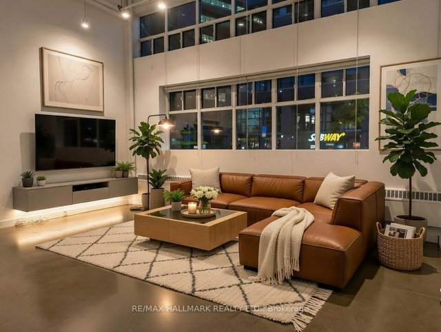 131 - 1173 Dundas Street E