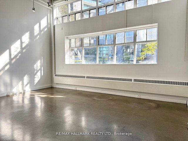 131 - 1173 Dundas Street E