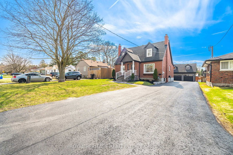 867 Parklane Ave, Oshawa, L1G 1N7 | Image 2