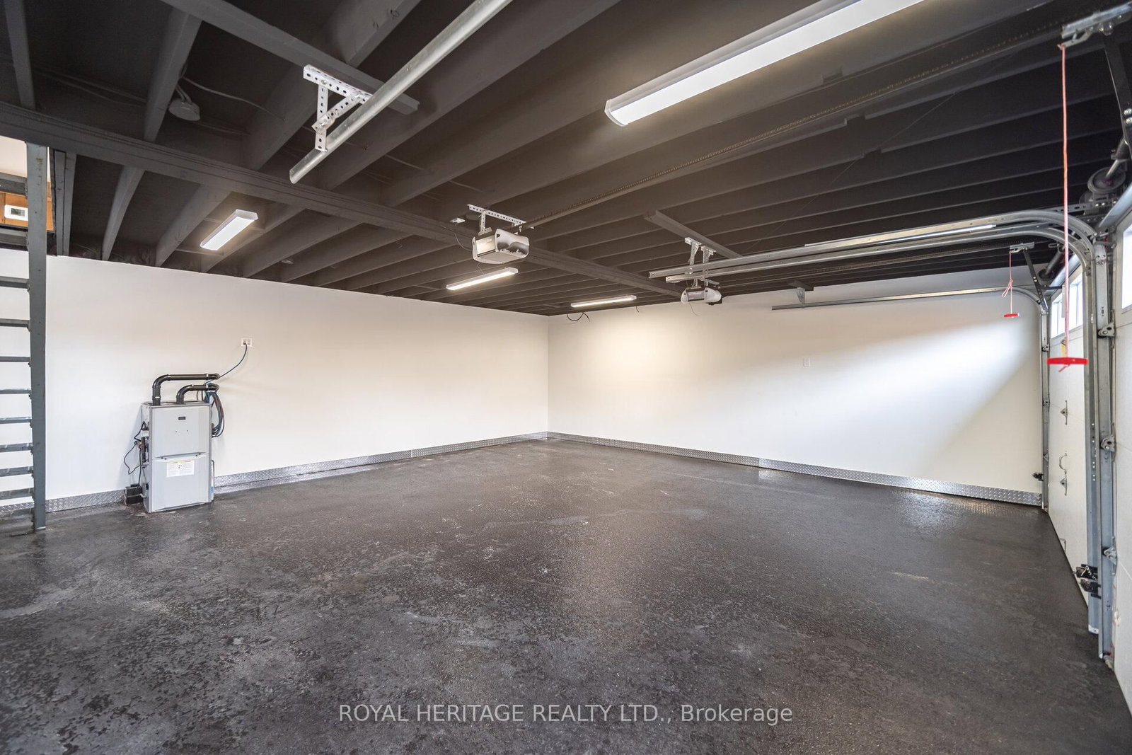 867 Parklane Avenue - Photo 32