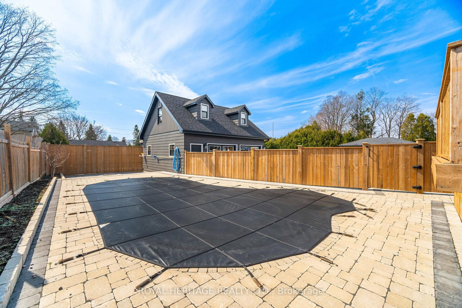 867 Parklane Avenue - Photo 38