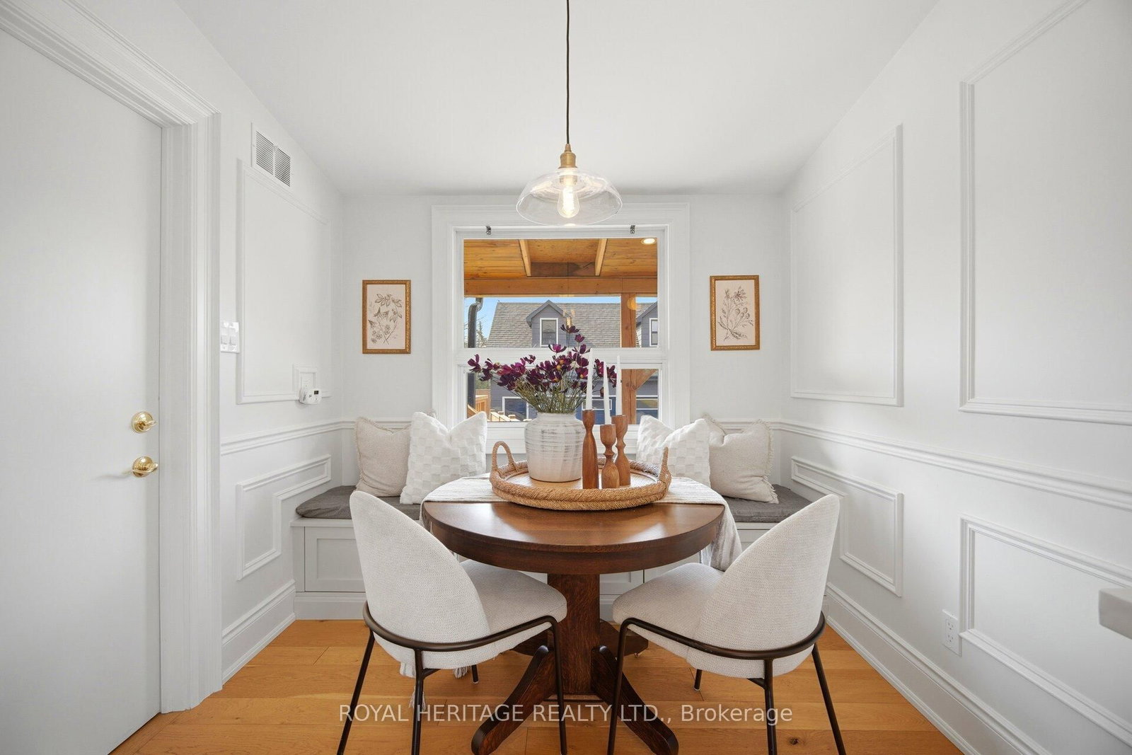 867 Parklane Avenue - Photo 9