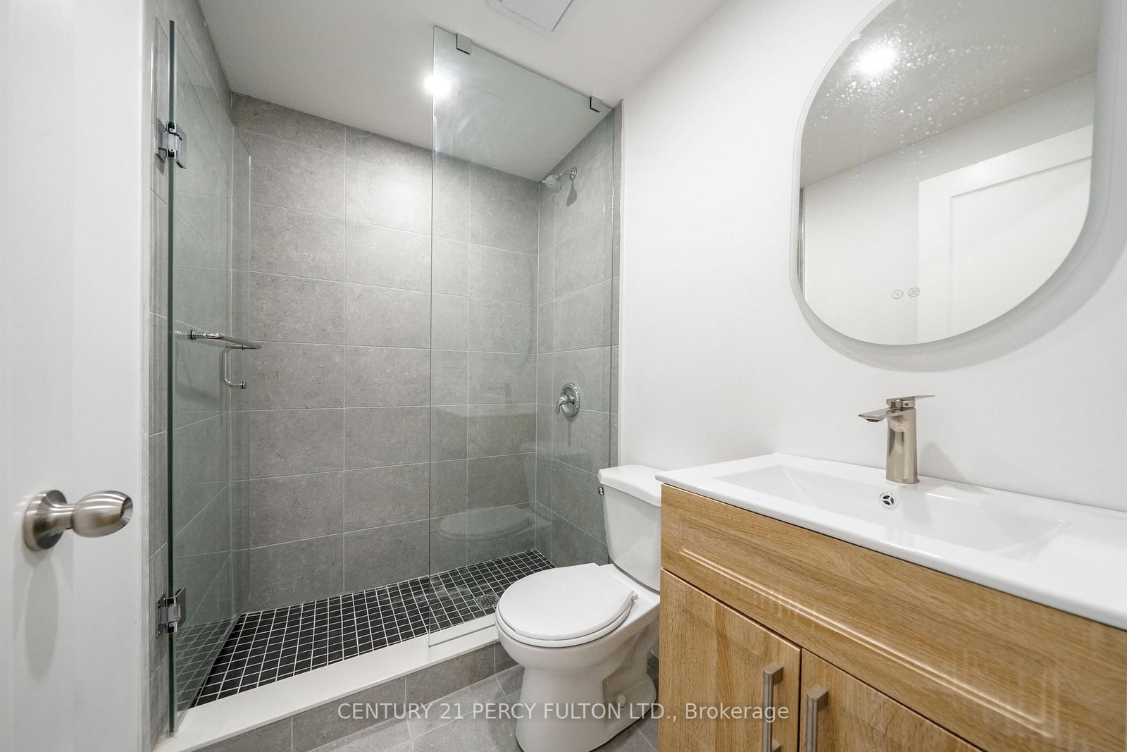 Detached House for sale at 49 Amiens Road, Toronto, Ontario, M1E 3S7 - West Hill - MLS: E12990652