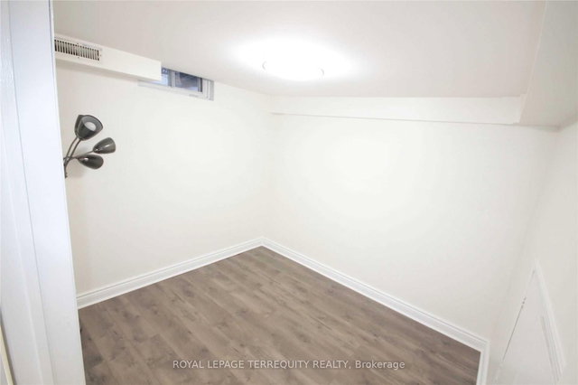 BSMNT - 111 Caronia Square