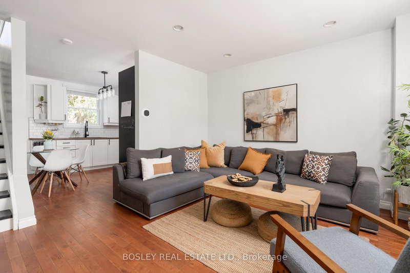 24 Queensdale Ave, Toronto, M4J 1X9 | Image 3