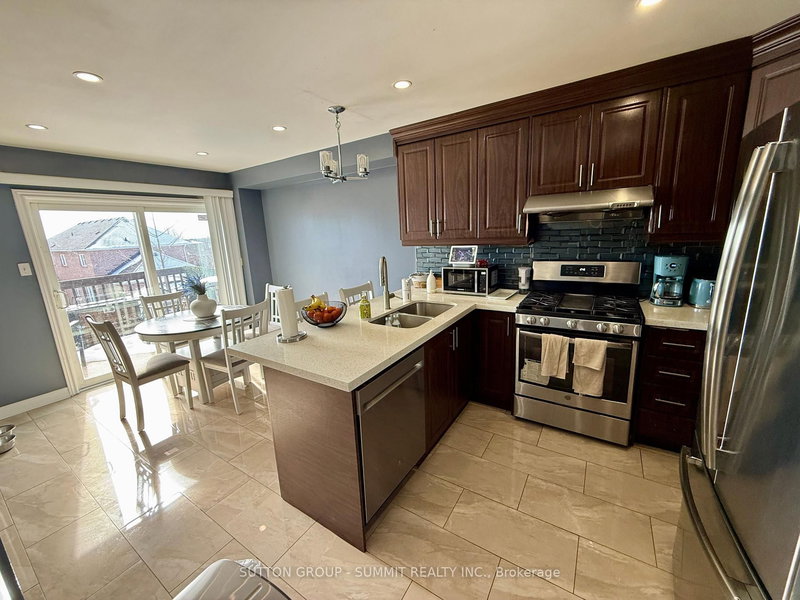 60 Batt Cres, Ajax, L1T 4L8 | Image 2