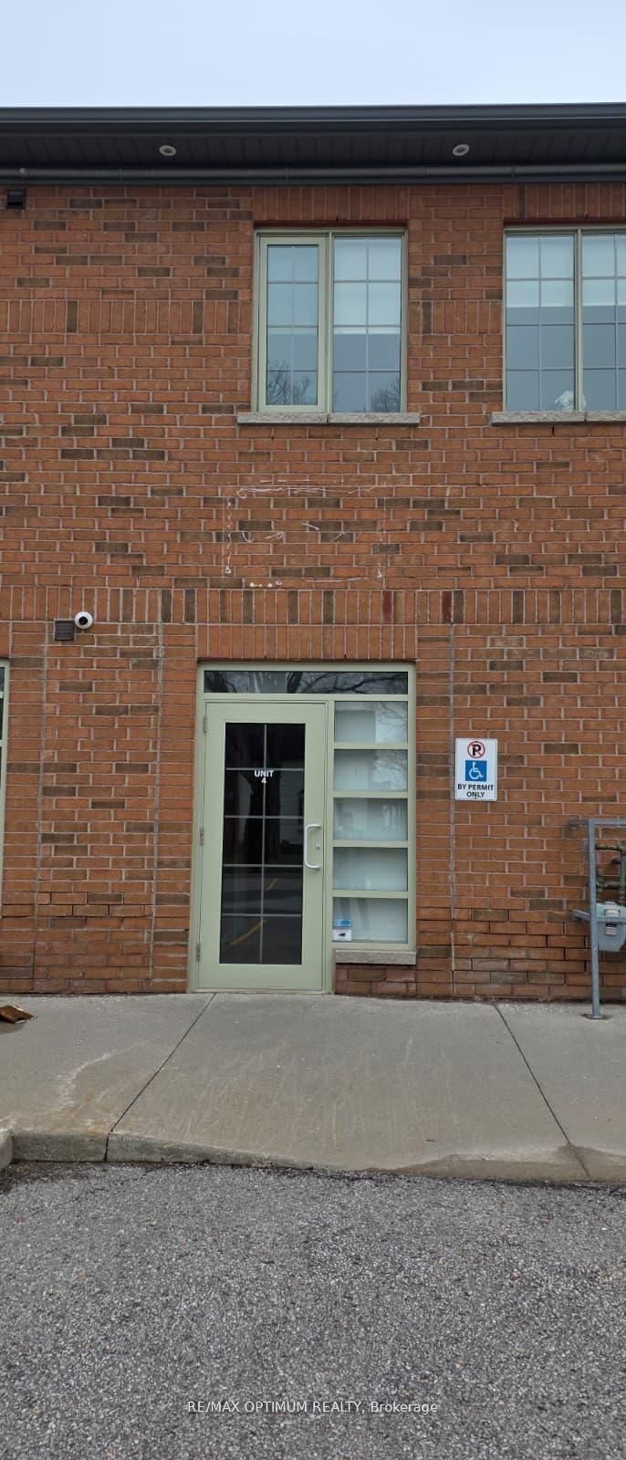 400 Dundas Street, Unit G - T4 Room 1 - Photo 17