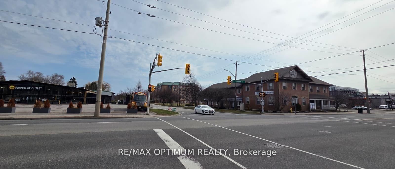 400 Dundas Street, Unit G - T4 Room 1 - Photo 20