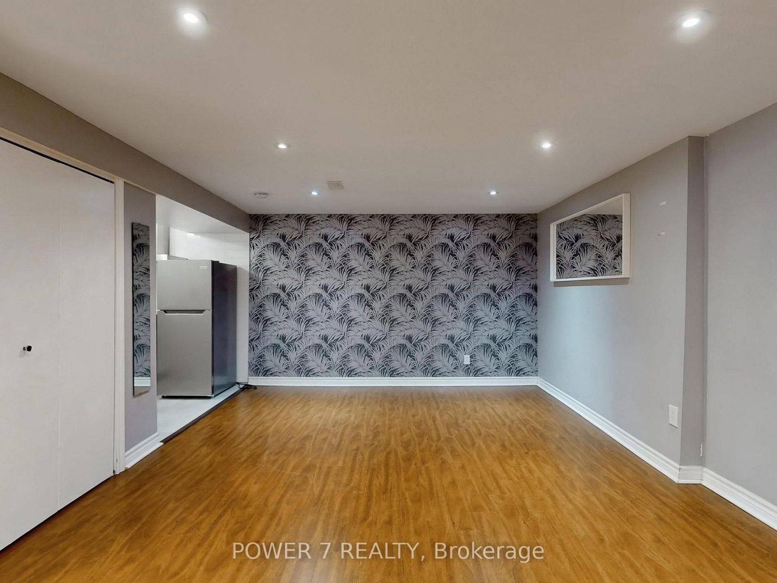 Detached House for sale at 118 Kirker Avenue, Toronto, Ontario, M1G 1N1 - Woburn - MLS: E12991122