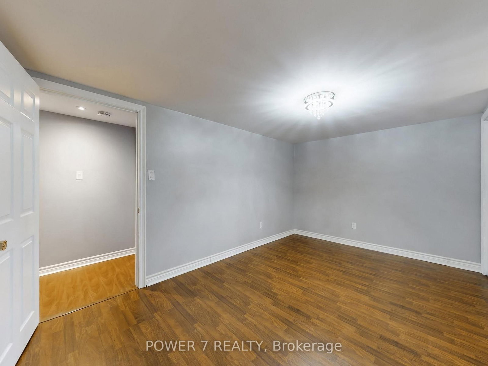 Detached House for sale at 118 Kirker Avenue, Toronto, Ontario, M1G 1N1 - Woburn - MLS: E12991122