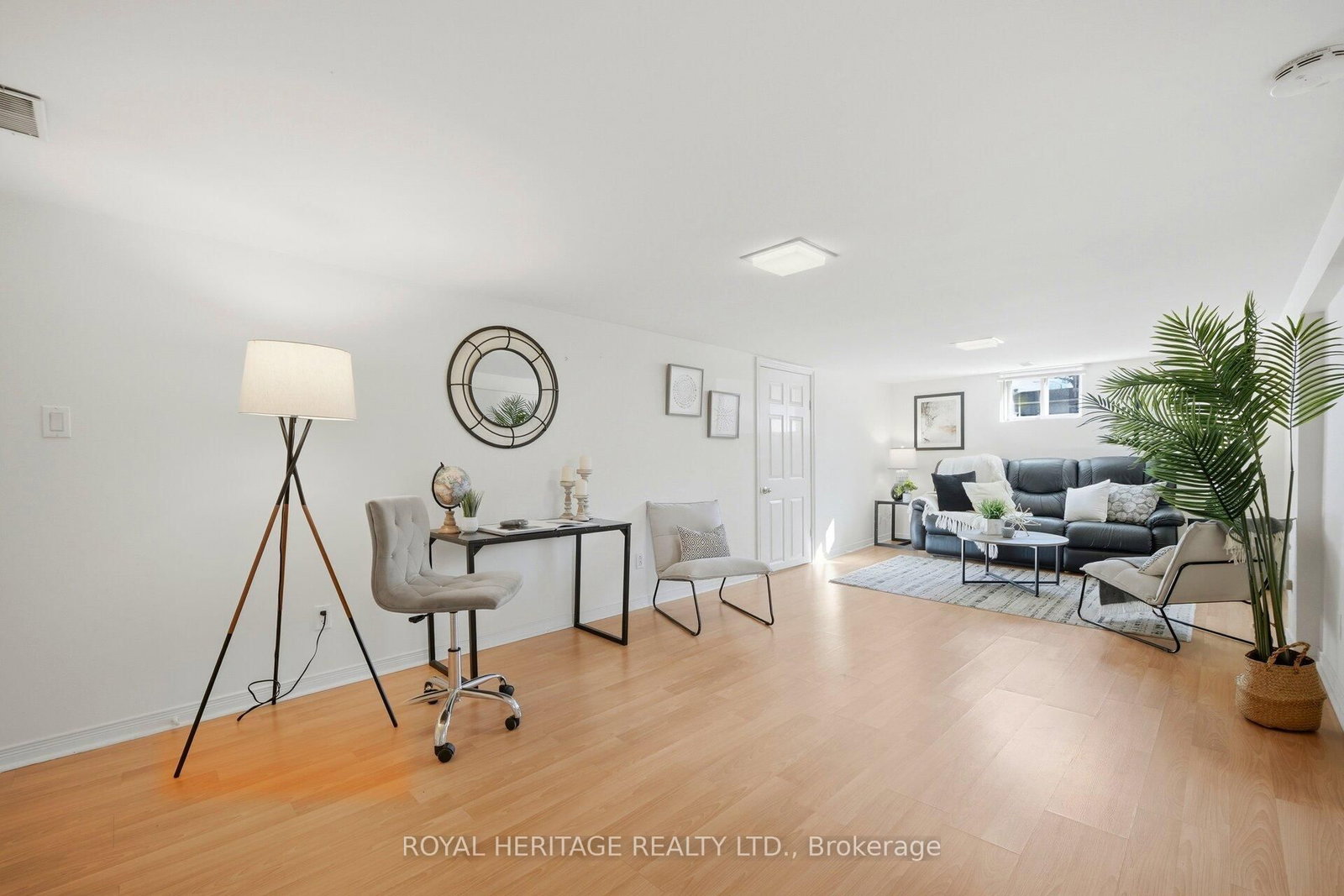 Detached House for sale at 45 Andrew Avenue, Toronto, Ontario, M1M 3H1 - Cliffcrest - MLS: E12991126