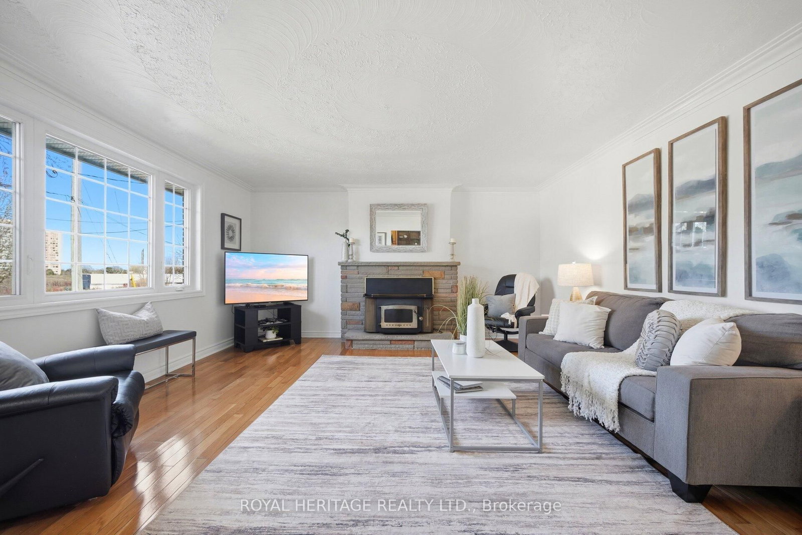 Detached House for sale at 45 Andrew Avenue, Toronto, Ontario, M1M 3H1 - Cliffcrest - MLS: E12991126