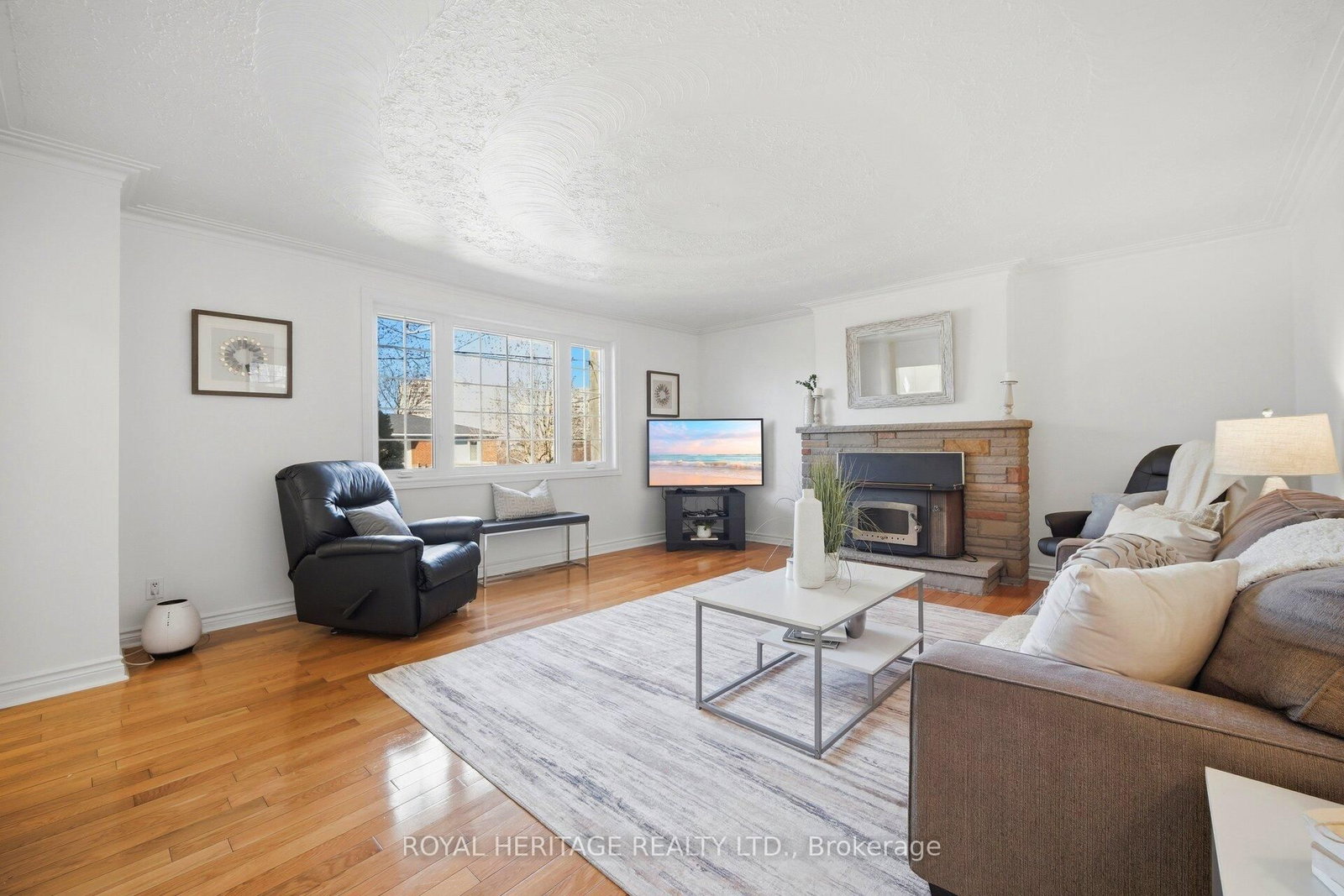 Detached House for sale at 45 Andrew Avenue, Toronto, Ontario, M1M 3H1 - Cliffcrest - MLS: E12991126