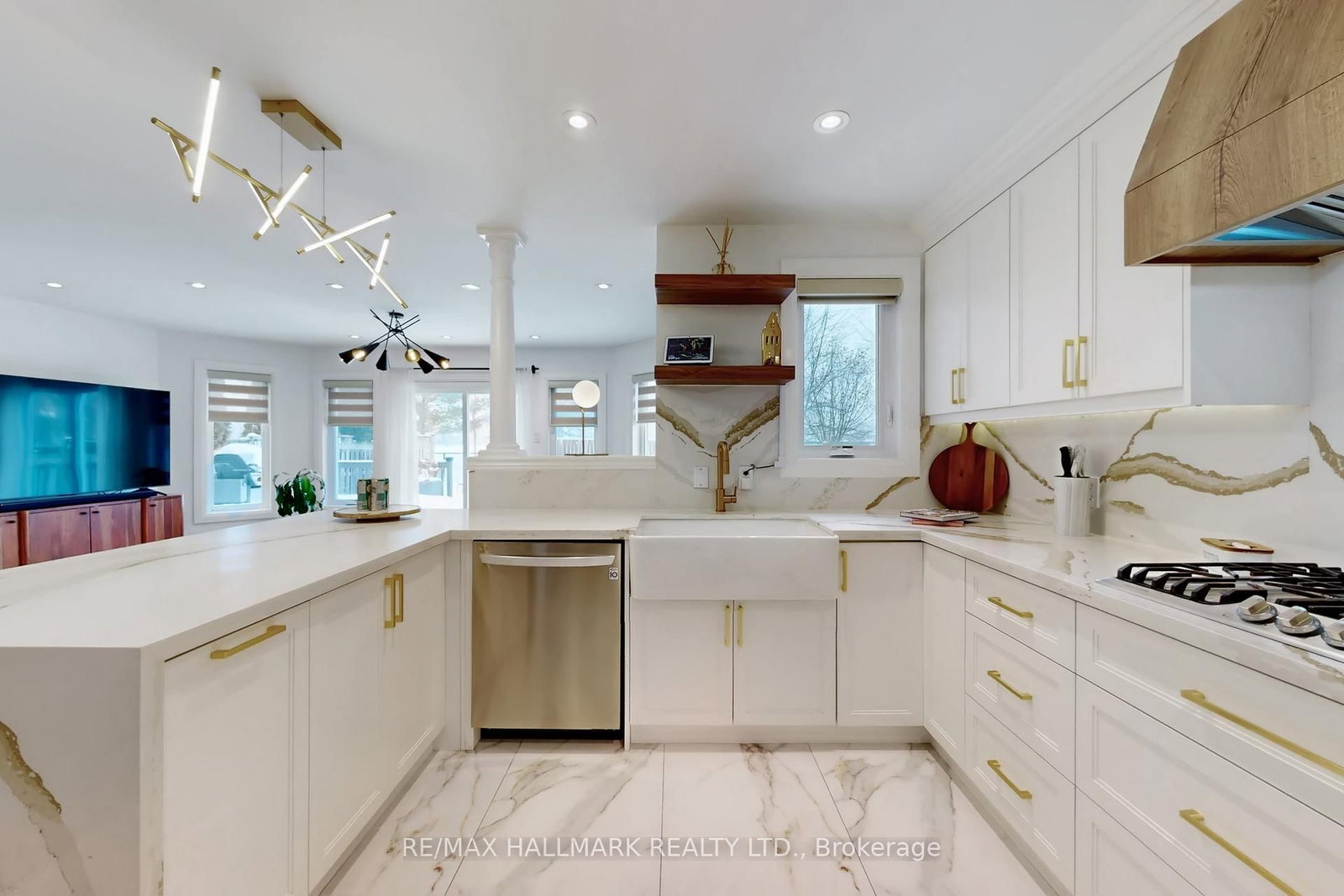 Detached House for sale at 49 Sonley Drive, Whitby, Ontario, L1R 3B7 - Taunton North - MLS: E12991342