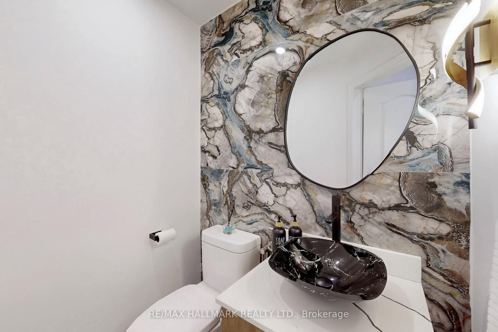 Detached House for sale at 49 Sonley Drive, Whitby, Ontario, L1R 3B7 - Taunton North - MLS: E12991342