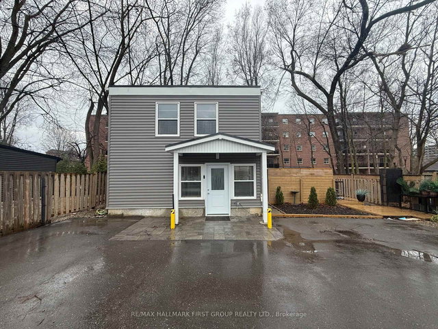 Unit B - 33 Lincoln Street