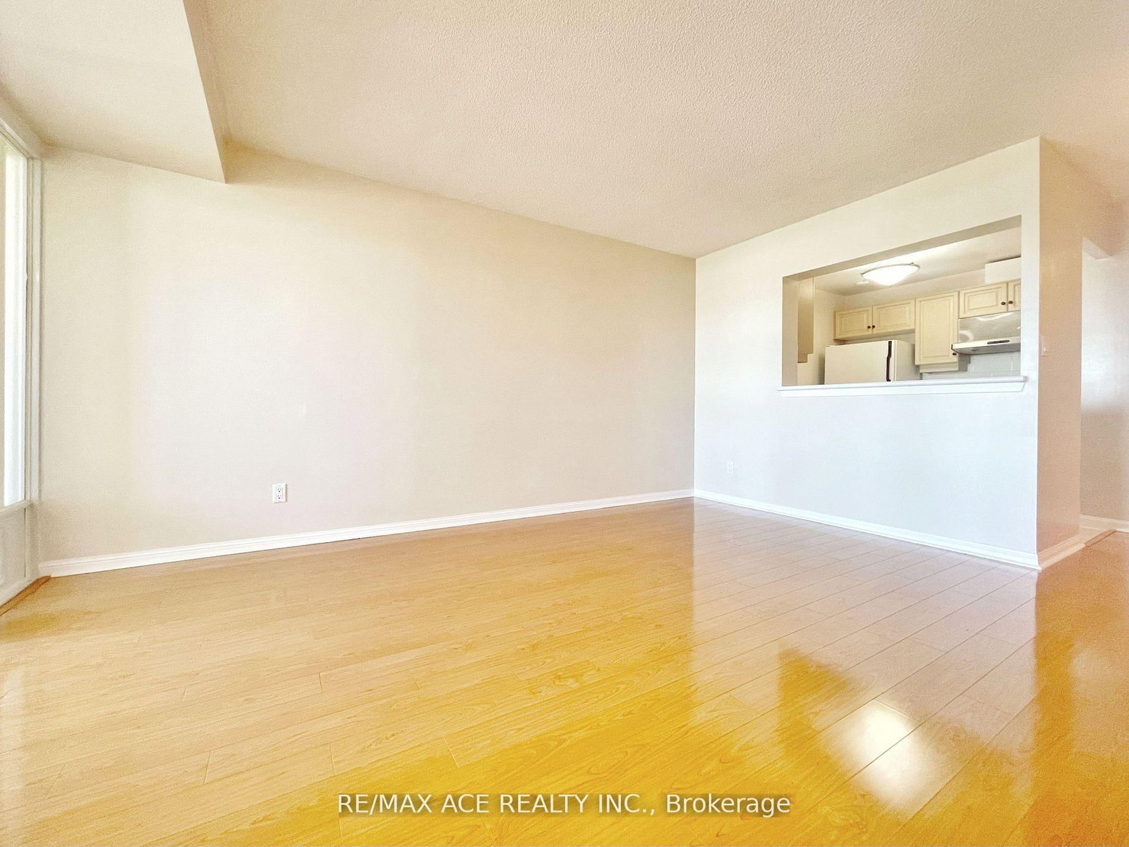 88 Corporate Drive, Unit 615 - Photo 11