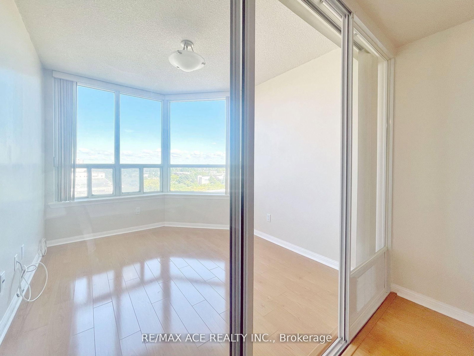 88 Corporate Drive, Unit 615 - Photo 13