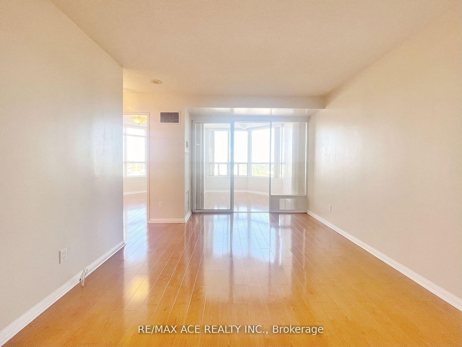 88 Corporate Drive, Unit 615 - Photo 17