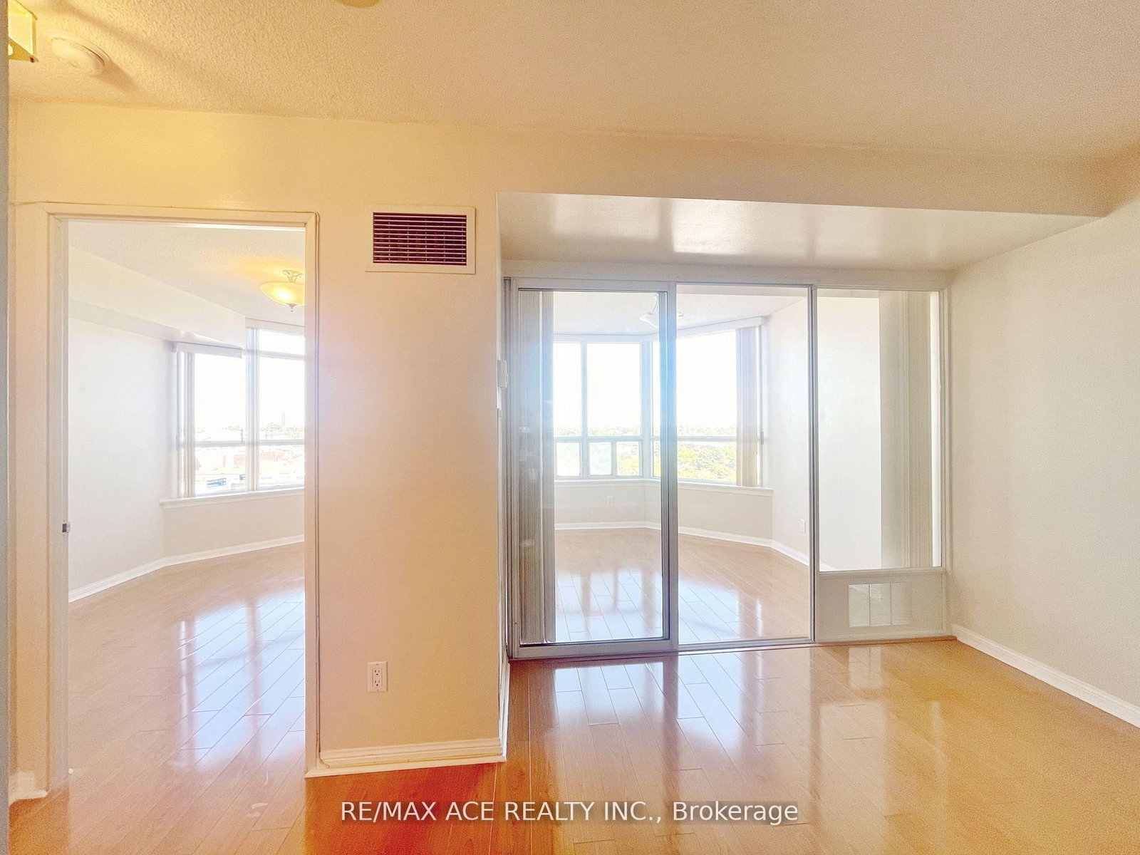 88 Corporate Drive, Unit 615 - Photo 18