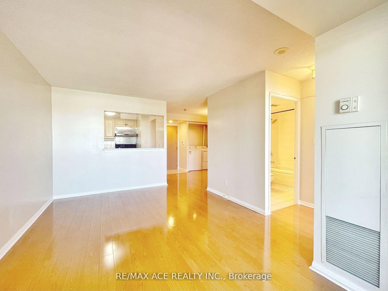 88 Corporate Drive, Unit 615 - Photo 27