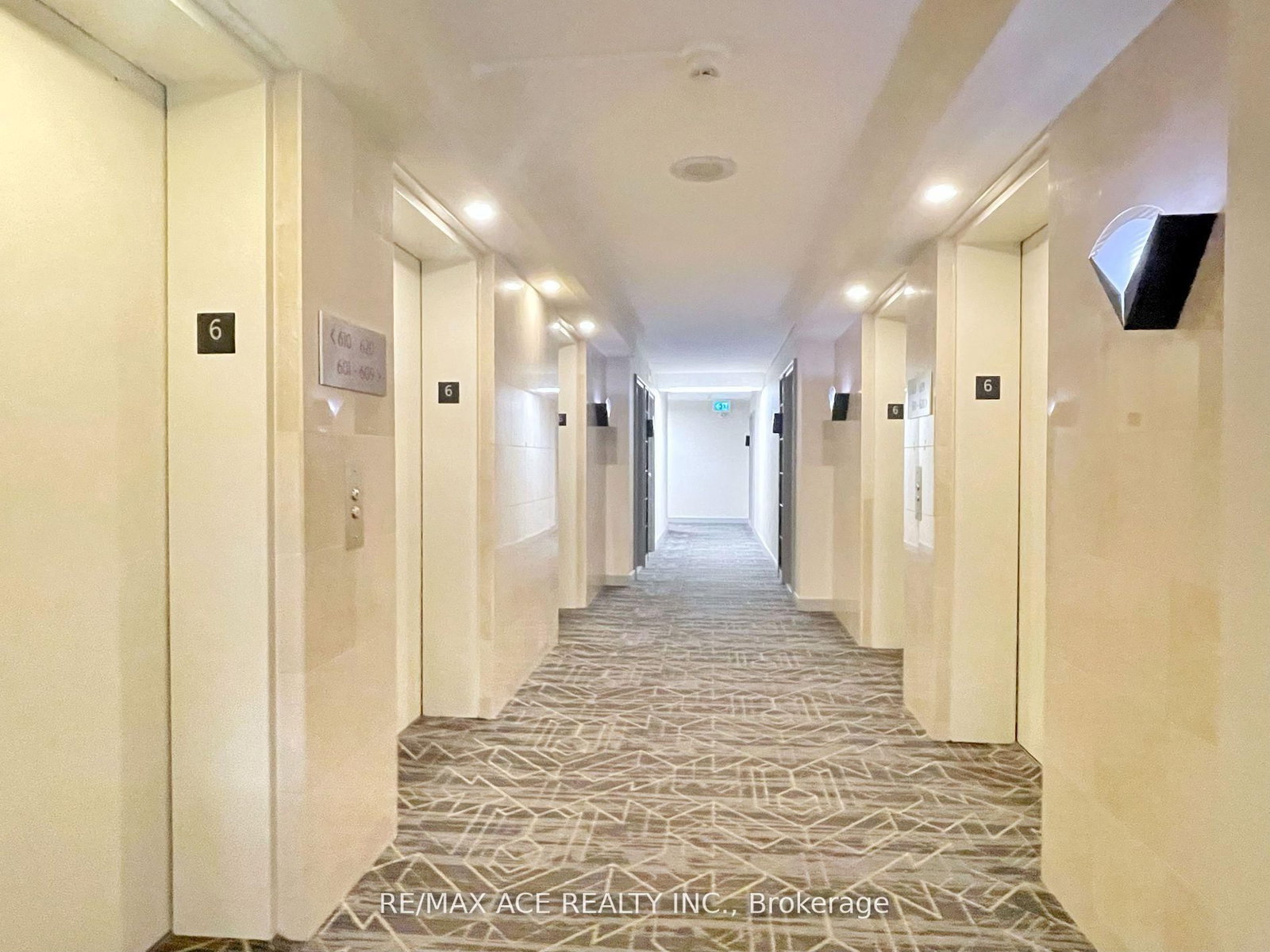 88 Corporate Drive, Unit 615 - Photo 29