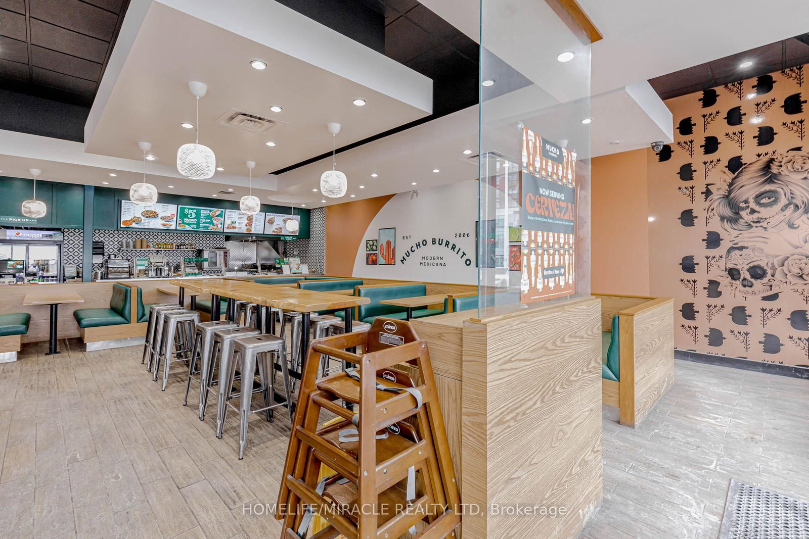 320 Harwood Avenue S, Unit 2 - Photo 13