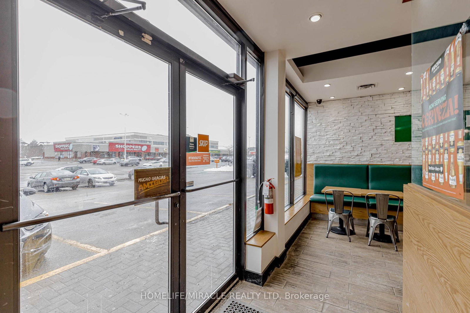 320 Harwood Avenue S, Unit 2 - Photo 3