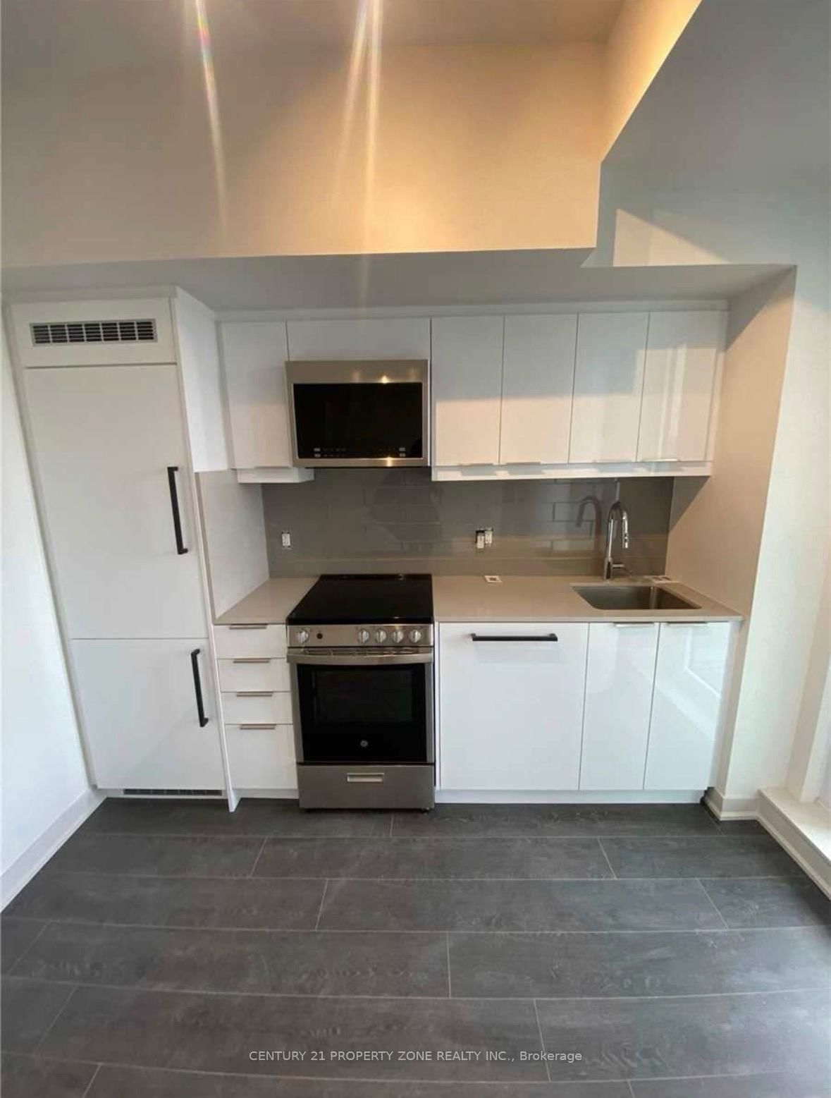 Condo for lease at 303-90 Glen Everest Road, Toronto, Ontario, M1N 0C3 - Birchcliffe-Cliffside - MLS: E12991628