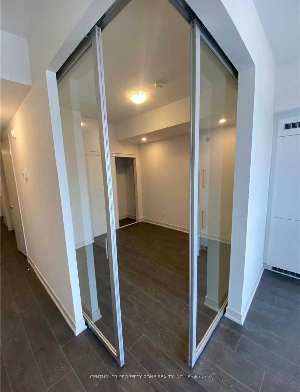 Condo for lease at 303-90 Glen Everest Road, Toronto, Ontario, M1N 0C3 - Birchcliffe-Cliffside - MLS: E12991628